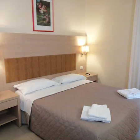 Отель Cuba Aeroport Restaurant Римини