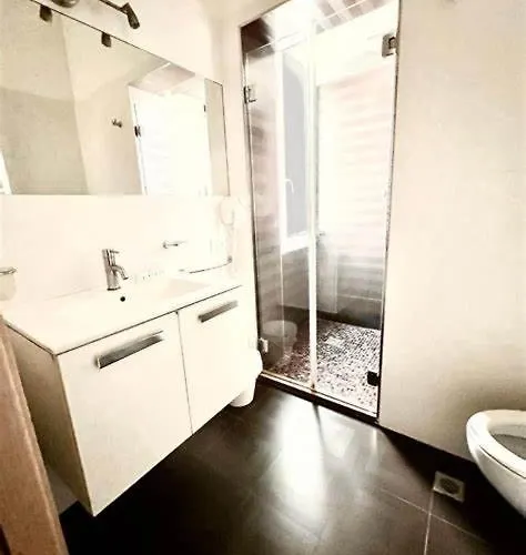 Cuba Aeroport Restaurant מלון 3*