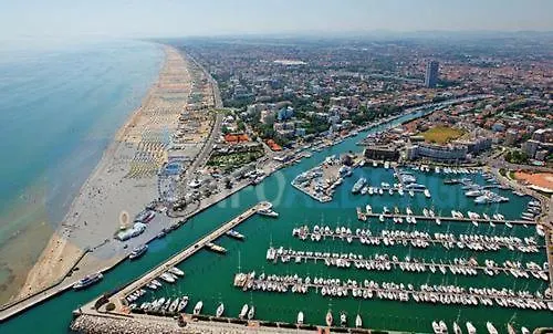 Cuba Aeroport Restaurant 3*