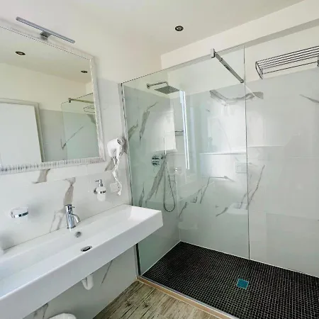 Cuba Aeroport Restaurant 3*