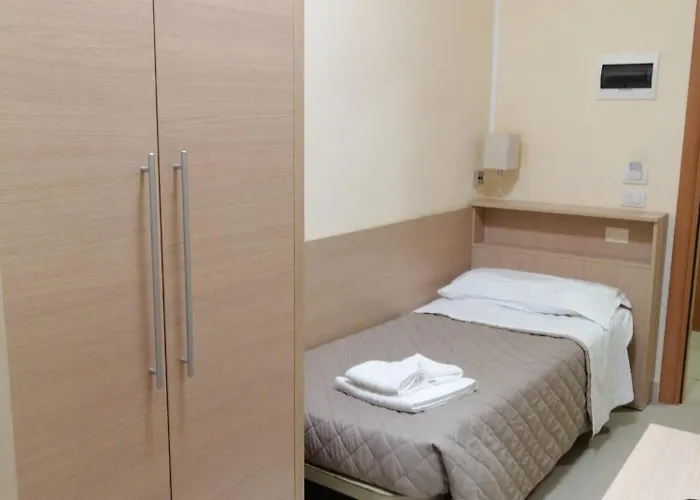 Cuba Aeroport Restaurant فندق ريميني